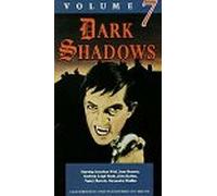 Dark Shadows [VHS]