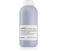 Davines Essential Haircare LOVE Smoothing Conditioner balsamo lisciante per capelli ribelli e crespi 1000 ml