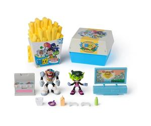 DC Comics Teen Titans Go! Kitchen Chaos Dis-Play Set con Personaggi Beast Boy e Cyborg e Accessori, Set di Gioco, Giocattoli per Bambini e Bambine dai 4 Anni in su