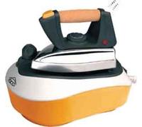 DCG Ferro da Stiro con Caldaia a Vapore Potenza 2300 Watt DB 8000
