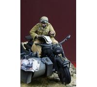 DDAY MINIATURE WWII FALLSCHIRMJAGER BMW R75 RIDER ITALY /TUNISIA 1/35 Cod.35252