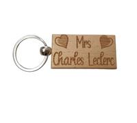 Decalarama Portachiavi in legno con incisione "Mrs Charles Leclerc", con scritta in lingua inglese "Formula 1 Team Driver"