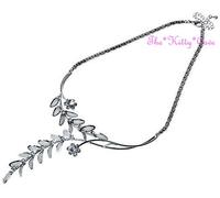 Delicato Argento Pizzo Rete Fiore Floreale Ballo da Sposa Collana Con
