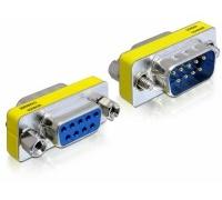 Delock 65249 9-p DSUB 9-p DSUB Argento Adapter Sub-D9 pin male / female