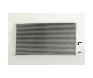 DELPHI TSP0225640 Condensatore climatizzatore con essiccatore senza essiccatore