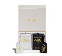 DELUXY Set di etichette per bagagli e porta passaporto Mr and Mrs in elegante scatola bianca, regalo di nozze per coppia 2024, regali per sposi, regali per addio al nubilato, regali per sposi e sposi,