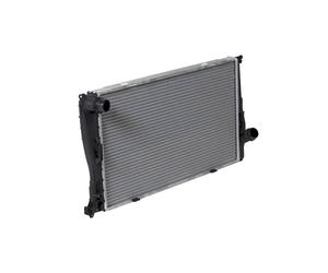 DENSO Radiatore motore DRM47019 425x590x27 mm alluminio