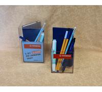 DESK SET PORTAPENNE CON TACCUINO E PENNARELLI STABILO BLU E PASTEL cod.25936