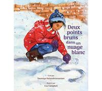 Deux points bruns dans un nuage blanc