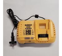 ??? DEWALT DCB118 18V-54V MAX Caricabatteria ad alta velocit? agli ioni di li...