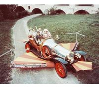 DICK VAN DYKE Come Caractacus Potts F Poster Stampa 24x20"