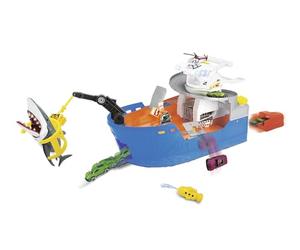 Dickie summer shark attack, barca cm. 50, con luci e suoni: gru che si muove, barca di salvataggio, inclusi 1 automobile die-cast, un elicottero, 1 sottomarino squeezy, 1 squalo