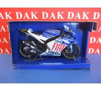 Die cast 1/12 Modellino Moto Yamaha YZR-M1 Fiat N46 V.Rossi 2008 (Motul)