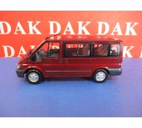 Die cast 1/43 Modellino Minibus Van Ford Transit MK.6 Red Met 2001 by Minichamps