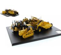 DIECAST MASTER DM85563 CAT 621K & No.70 SCAPERS W/D7 TRACK TYPE TRACTOR 1:50 Mod