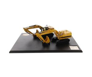 Diecast Masters 85715 - Escavatore Caterpillar Cat Evolution Set con Libro Cat 225 e Cat 323, Scala 1:50, Circa 6,3 x 8,0 x 16,3 cm, da 14 Anni