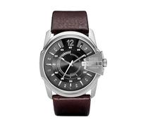 Diesel Orologio Master Chief Series da uomo, movimento a tre lancette con data e Cinturino in acciaio inossidabile o in pelle