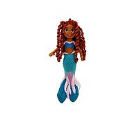 Disney Store bambola di peluche ufficiale Ariel, La Sirenetta live-action, 46 cm, personaggio peluche con dettagli ricamati, bambola con pinne rosa iridescenti - Per bimbi dai 0 anni in su