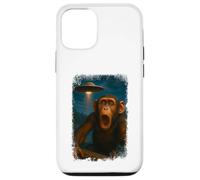 Distressed Chimpanzee UFO Selfie With Invasion Alien Humor Custodia per iPhone 12/12 Pro