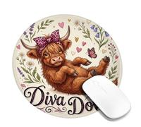 Diva Highland Cow Farmhouse Citazione Fanciful Piccolo Mouse Pad | Illustrazione della mucca delle Highland, accenti floreali, fiocco leopardo, estetica della fattoria