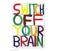 Divertente cartolina divertente con scritta "David Shrigley Switch Off Your Brain"