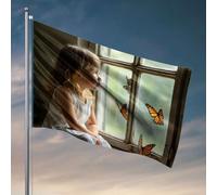 Divertente decorazione per dormitorio con una giovane ragazza che guarda fuori da una vecchia finestra, affascinato dalle farfalle. Bandiera per camera da letto per ragazzi, poster divertenti per