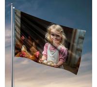 Divertente decorazione per la stanza, una giovane ragazza tiene un cesto di uova con galline sullo sfondo. Bandiera decorazioni per esterni per patio uomo accessori per grotte (30 x 45 cm)