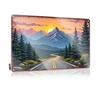 Divertente decorazione per patio con strada al tramonto attraverso le montagne della foresta di pino, targa vintage in latta divertente (30 x 40 cm)