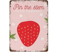 Divertido juego de Pin The Tail con impresión de fresas para fiesta de primer cumpleaños, letrero de metal retro con diseño de fresas dulces, letrero de aluminio vintage para decoración de pared de c