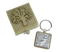 DLM-A1095 Bomboniere Portachiavi con piastra per laurea con Scatola in Bambù 6x6x3 cm, prodotto in Italia, per festeggiare la laurea ragazzo ragazza