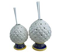 DLM Bomboniere Profumatore Pomo Pumo Pugliese Pigna Portafortuna Lampada Lume LED Porcellana Bianca Matrimonio Nozze (12x9x9 cm)