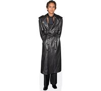 Dominic Fike (Coat) a grandezza naturale