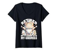 Donna Cat Lady Retirement Saying Funny Gnome For Retired Cat Mom Maglietta con Collo a V
