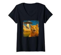 Donna Distressed British Shorthair Cat with Cow UFO Selfie Humor Maglietta con Collo a V