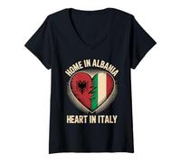 Donna Home in Albania Heart in Italy Albanian Italian Roots Maglietta con Collo a V