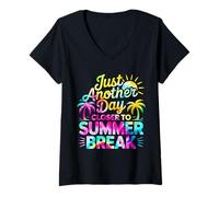 Donna Just Another Day Closer To Summer Break Maglietta con Collo a V