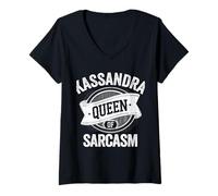 Donna Kassandra Cute Queen of Sarcasm Kassandra Name Maglietta con Collo a V