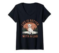 Donna Life is Better with a Labrador Dog Owner Maglietta con Collo a V