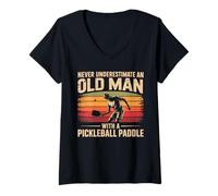 Donna Never Underestimate An Old Man with A Pickleball Paddle Maglietta con Collo a V