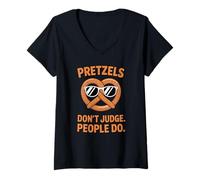 Donna Pretzels Don't Judge People Do Funny Sassy Oktoberfest Maglietta con Collo a V