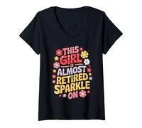 Donna Retirement Women 2025 Sparkle Girl Almost Retired Maglietta con Collo a V