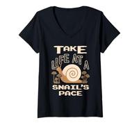 Donna Retro Snail Take Life at a Snail's Pace Vintage Gamer Funny Maglietta con Collo a V