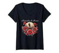 Donna Veterans Day 2024 USA Memorial Day Fiore di papavero rosso militare Maglietta con Collo a V