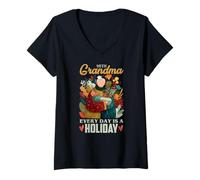 Donna with Grandma, Every Day is a Holiday Maglietta con Collo a V
