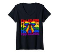 Donna You Belong Gay Pride Bandiera arcobaleno LGBTQ Girl Coquette Bow Maglietta con Collo a V