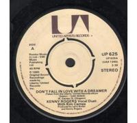 DON'T FALL IN LOVE WITH A DREAMER 7" (VINYL 45) UK UNITED ARTISTS 1980