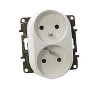 Doppia presa 2P+Z con messa a terra tipo E francese/belg System NILOE 764542 Legrand 2703