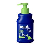 DOUXO® Skin & Coat SPA - Shampoo per Cuccioli Ultra-Sicuro, 250ml. Deterge e idrata in profondità la cute, rinforza il manto, lascia il pelo morbido e soffice. Formula skin-friendly.