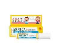 Dr. Theiss - Roll On Lenitivo Arnica Bambini con Amamelide e Caffeina - Sollievo Immediato per Pelle Sensibile - Formula Naturale Delicata - 15 ml