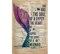 Dreacoss Targa rustica retrò in metallo con scritta in lingua inglese "She Has The Soul of A Gypsy The Heart of A Hippie and The Spirit of A Mermaid Poster Living Room Garden Bedroom Office Hotel Cafe